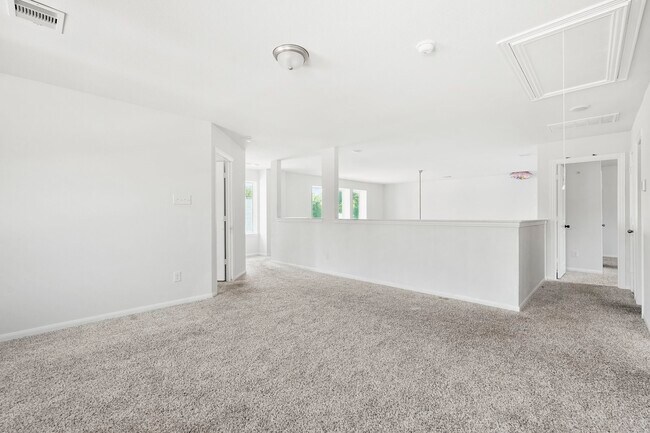 Building Photo - 7523 Parkview Dr