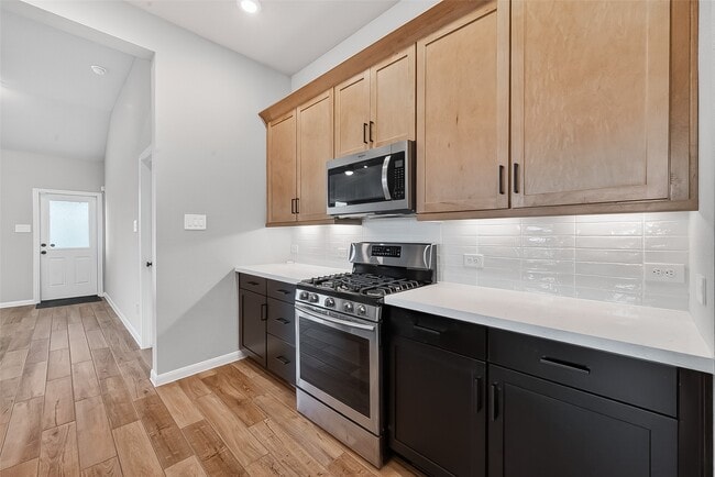 Building Photo - 27306 Ky Cv Ct