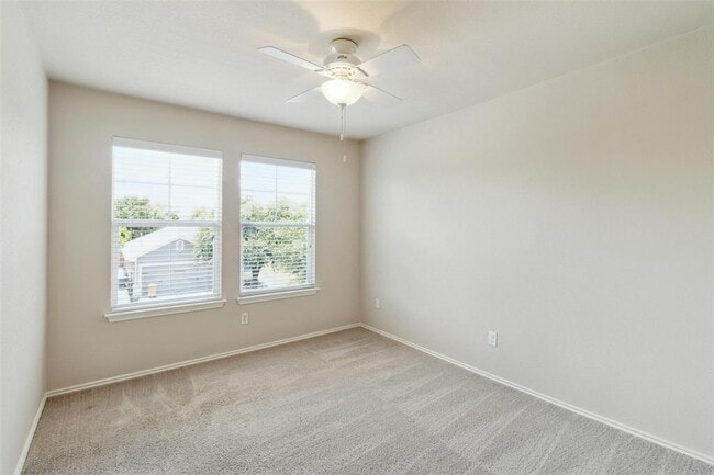 Building Photo - 1600 Sugarberry Ln