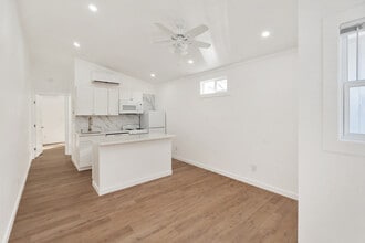 Building Photo - 720 Pritchett Ln