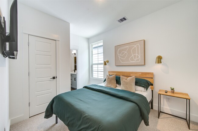 Building Photo - 2906 Stevens St