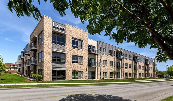 South Facing - Luxe Sheboygan Luxury Apartments