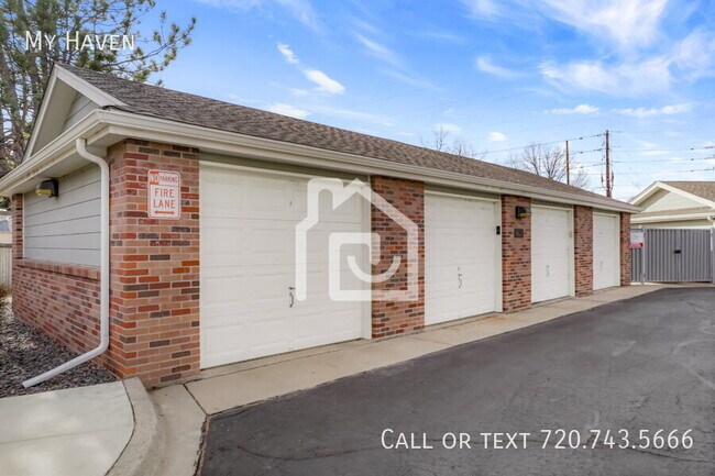 Building Photo - 11620 W 62nd Pl