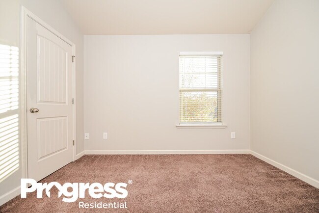 Building Photo - 151 Biscayne Terrace