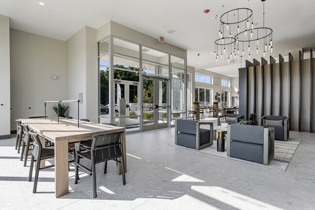 Building Photo - 5424 Old Orchard Rd