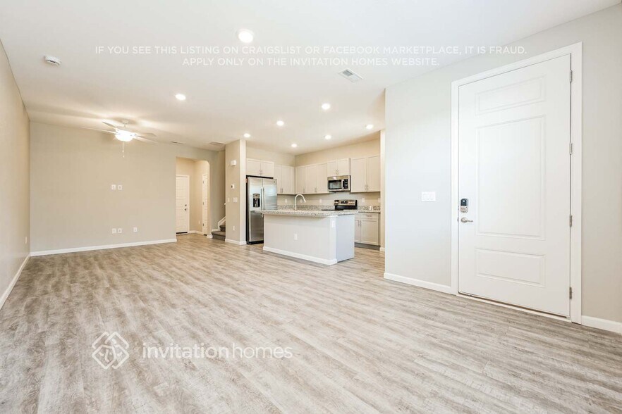 Building Photo - 1868 S Flat Rock Way