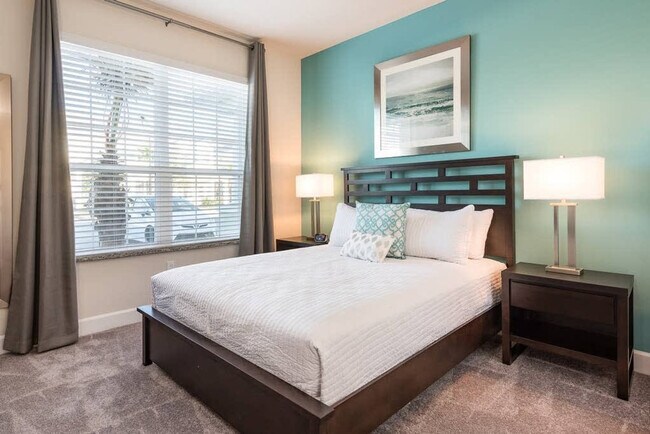 Building Photo - 1425 Retreat Cir