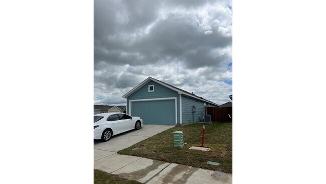 Building Photo - 1702 Seth Way