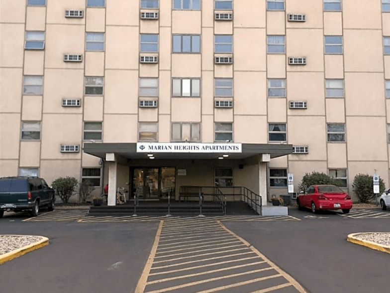Building Photo - Marian Heights