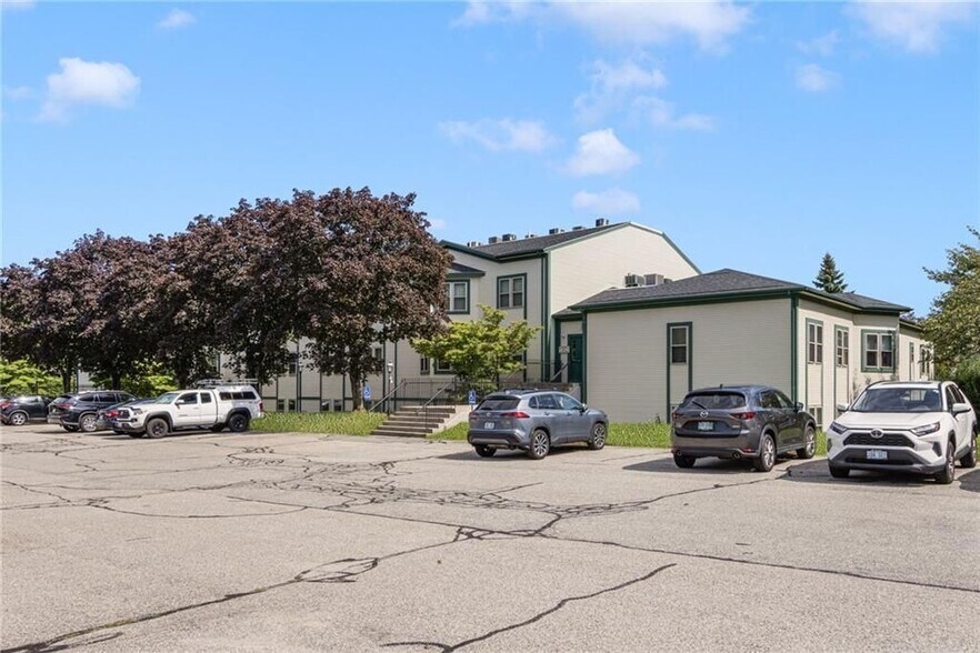 Building Photo - 3524 W Shore Rd