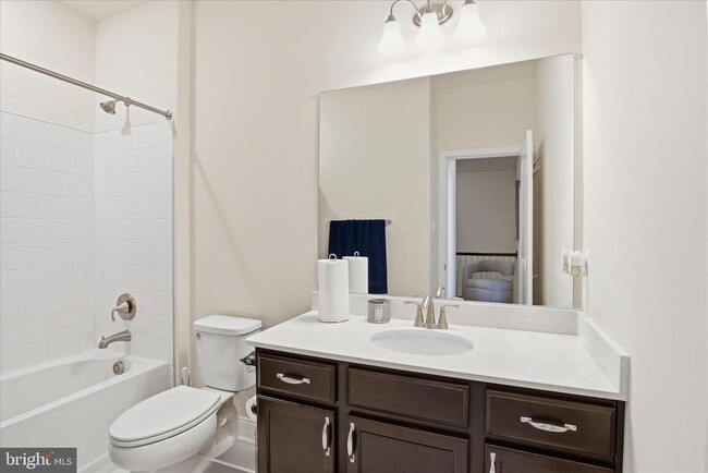 Building Photo - 16416 Fife Wy