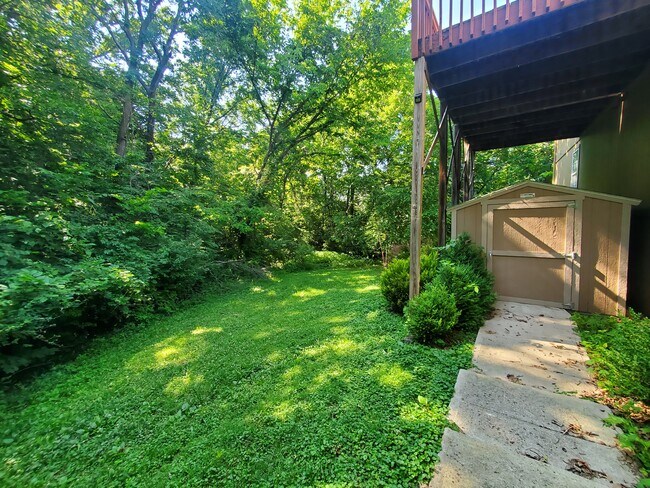 Building Photo - 7108 N Church Rd