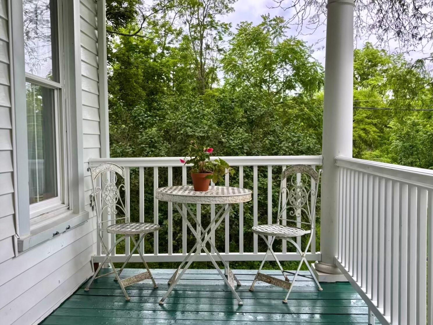 The private porch. - 650 Van Wagner Rd