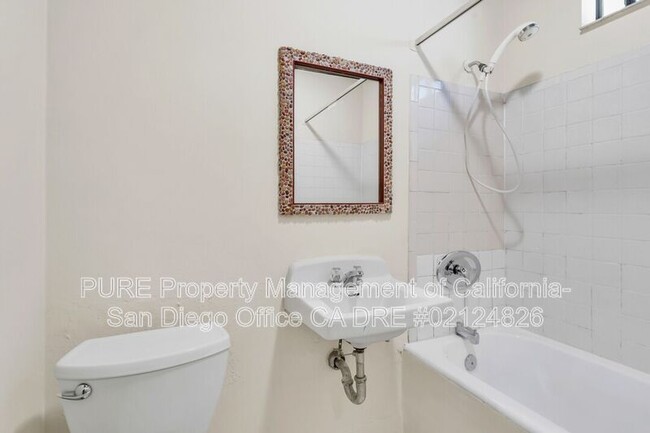 Building Photo - 3705 1st Ave