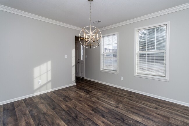 Building Photo - Beautiful Colonial Style Contemporary Home in South Columbia!