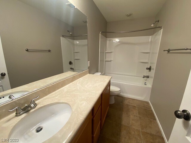 Building Photo - 684 Haunts Walk Ave