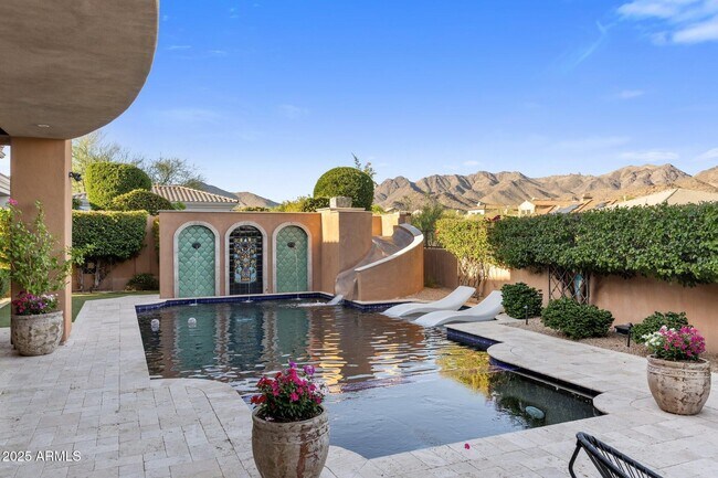 Primary Photo - 18127 N 98th Way