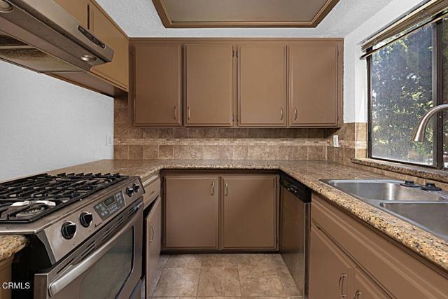 Building Photo - 697 E California Blvd