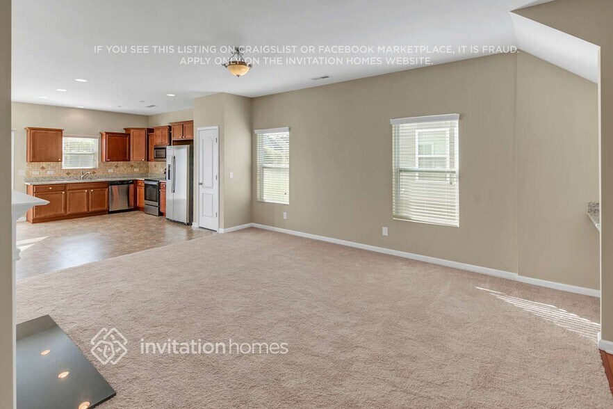 Building Photo - 13737 Porter Creek Rd