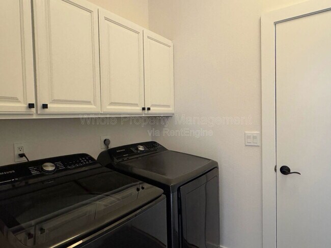 Building Photo - 14973 W 32nd Dr