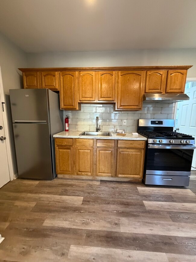 Building Photo - 91 W 20th St