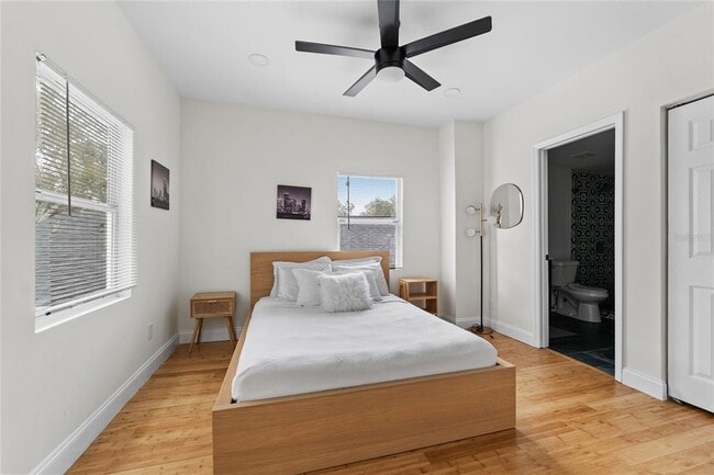 Building Photo - 680 25th Ave S