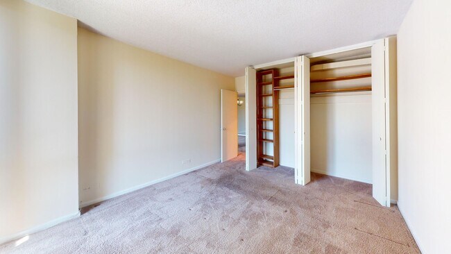 Building Photo - 300 M St SW