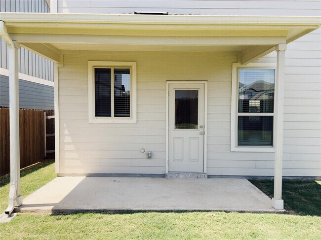Building Photo - 128 Fiery Skipper Ln