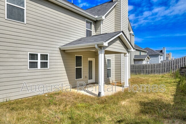 Building Photo - 5014 Vine Ln