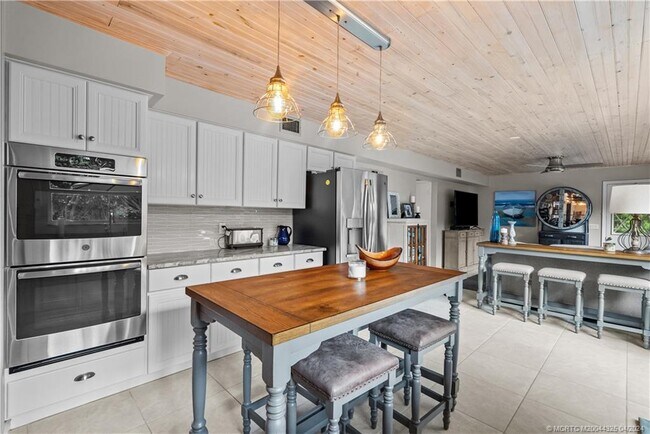 Building Photo - 3 Rio Vista Dr