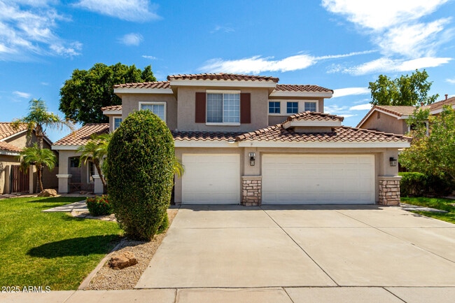 Primary Photo - 913 W Juanita Ave