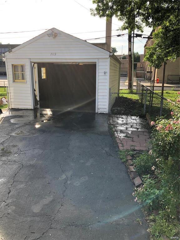 Building Photo - Fantastic 3bd/1ba home! Coming soon!