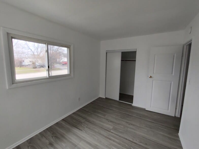 Building Photo - 161 N Ohio St