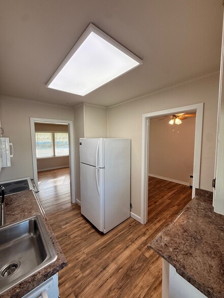 Building Photo - 1518 Mahan Ave