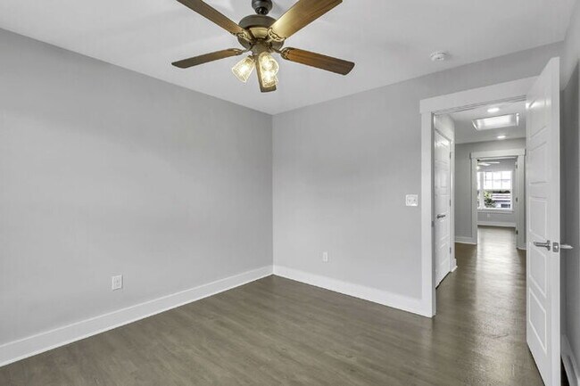 Building Photo - Charming 3-Bedroom Townhouse Retreat in Travelers Rest