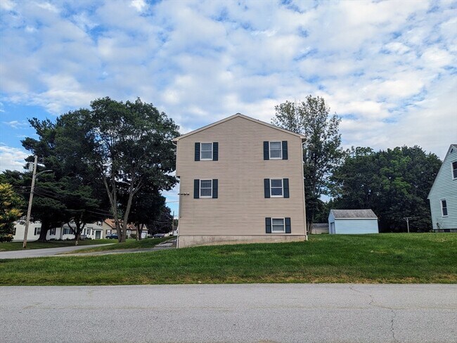 Building Photo - 25 Brodeur Ave