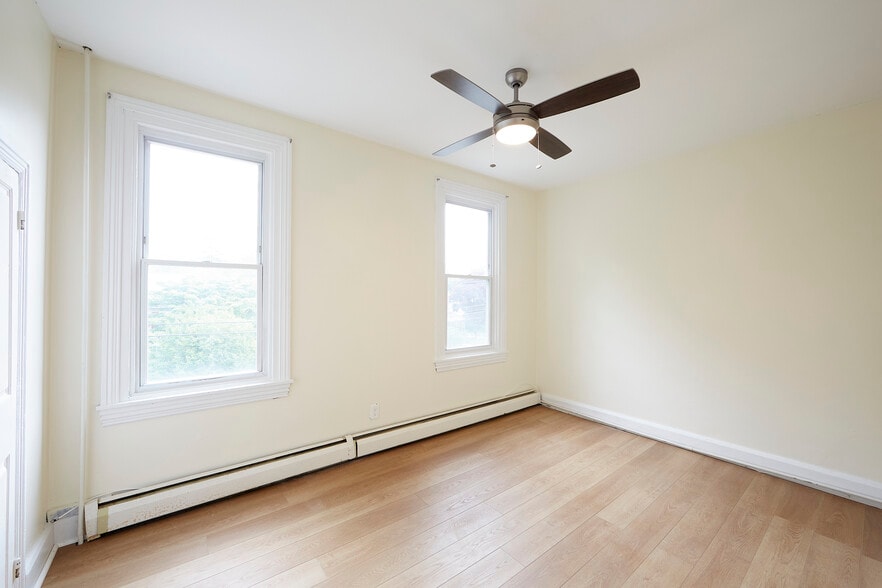 Bedroom 1 - 32 Garrett Ave