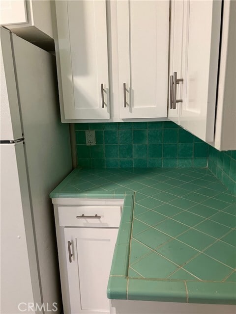 Building Photo - 425 S Palm Dr