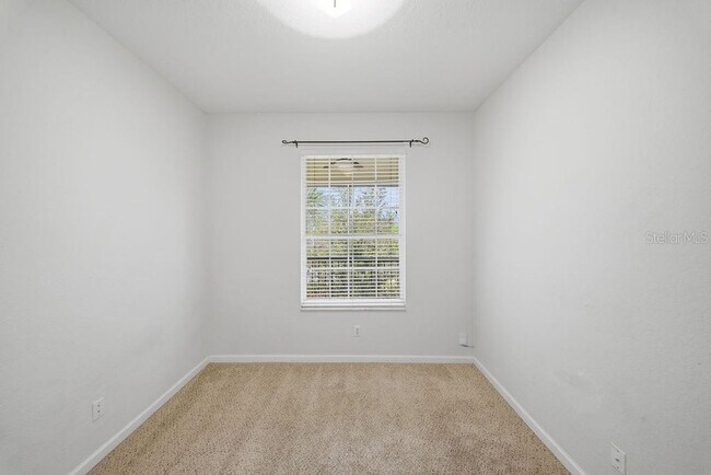 Building Photo - 3190 Dante Dr