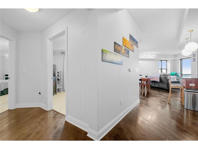 Building Photo - 100 3rd Ave S