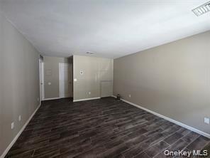 Building Photo - 49 Jimal Dr