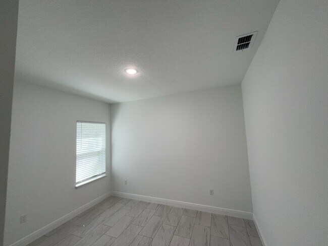 Building Photo - 298 W Bolero Pl
