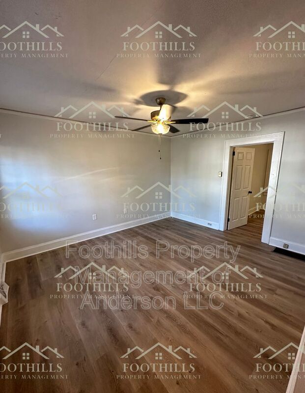 Building Photo - 611 Bonham Ct