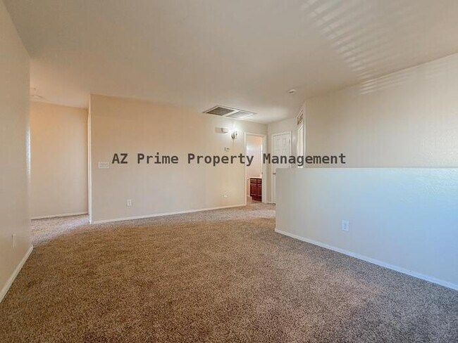 Building Photo - 24016 N Oasis Blvd