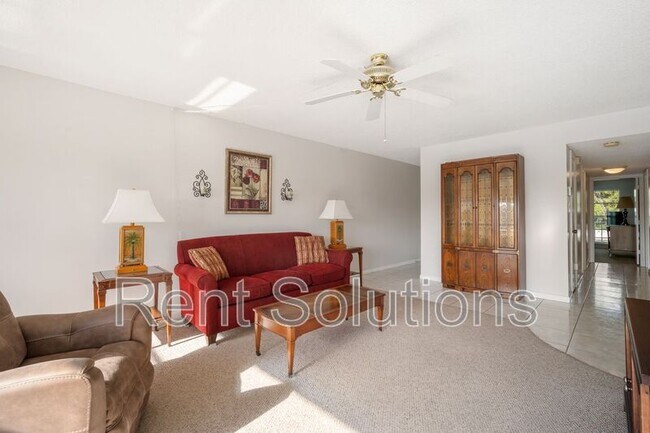 Building Photo - 1655 S Highland Ave