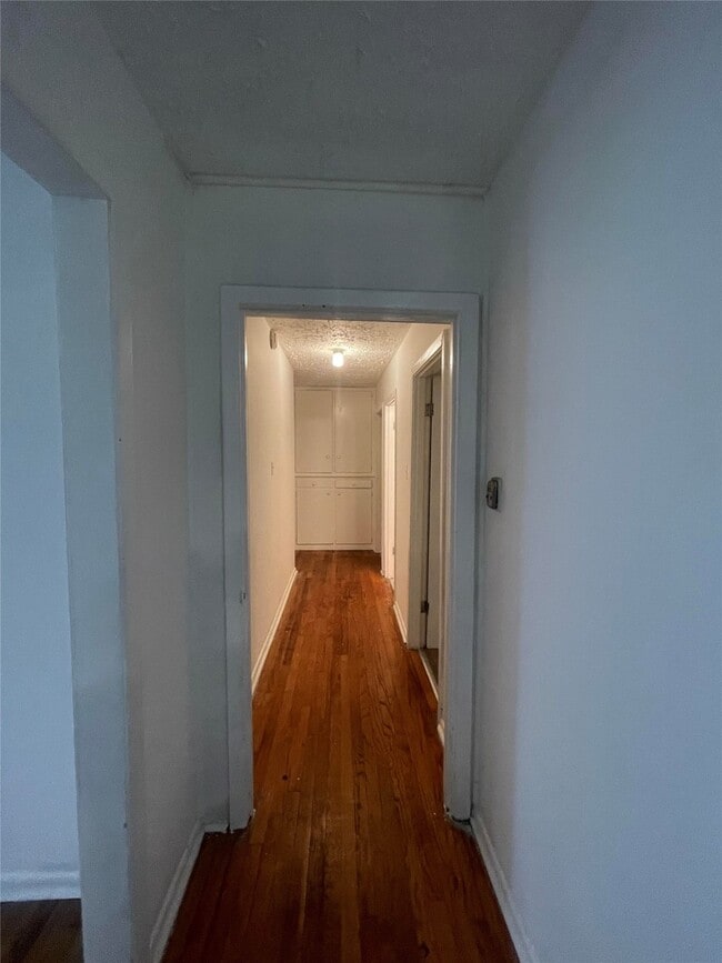 Building Photo - 6706 Glen Rock Dr