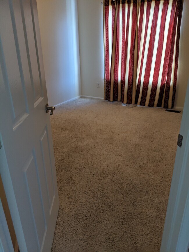 Building Photo - 1326 Graham Cir