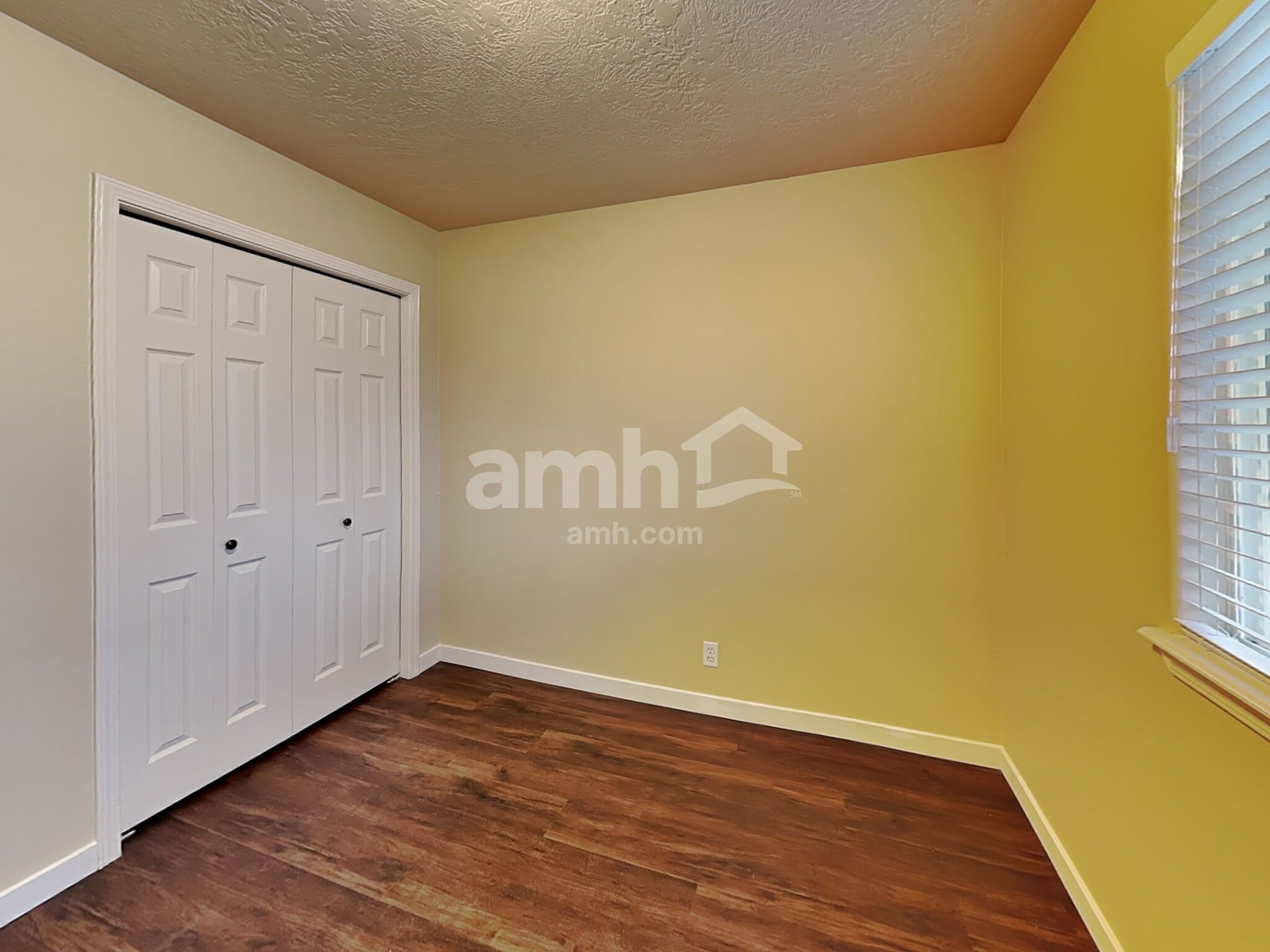 Building Photo - 4707 Oxbow Ave