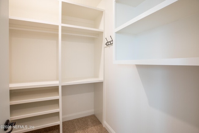 Building Photo - 11 Mascotte Pl