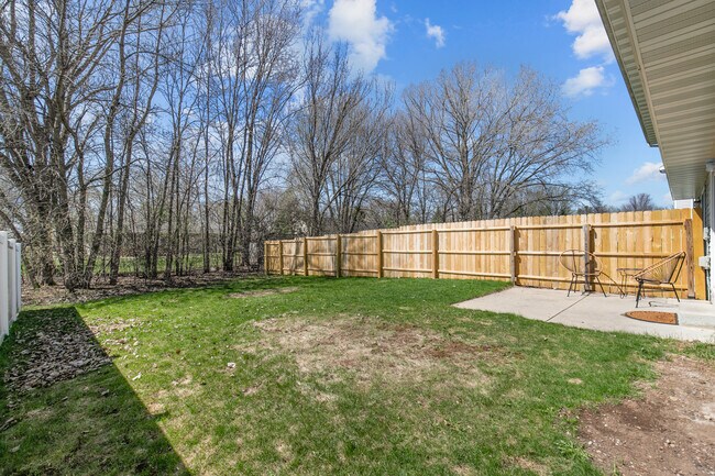 Building Photo - 1893 N Margaret St